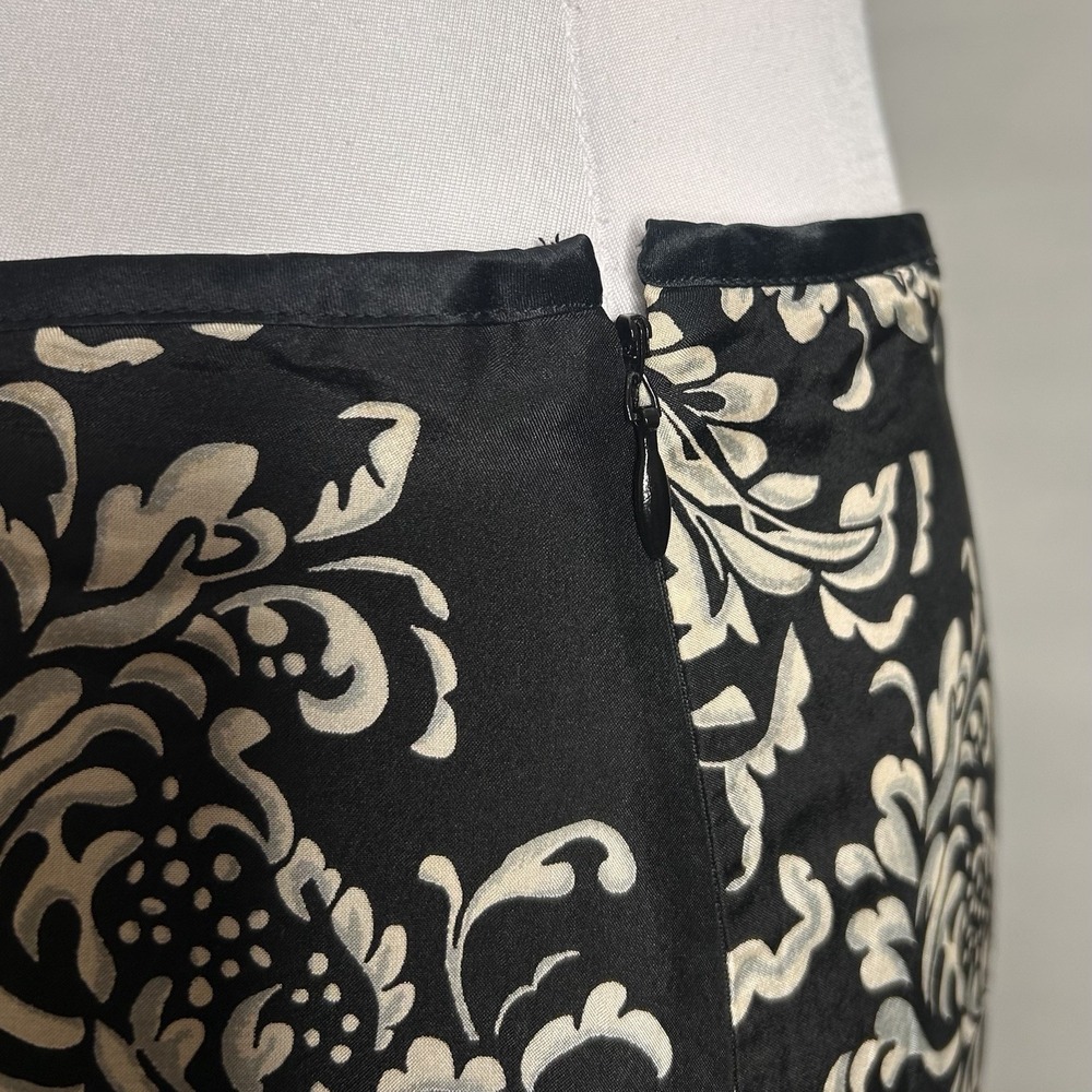 White House Black Market Silk Skirt 2 Black Ivory Baroque Floral WHBM Gothic - Picture 7 of 14